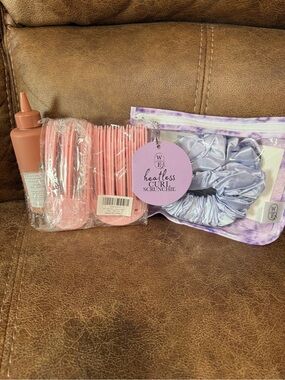 Heatless Curl Scrunchie Set with Pink Styling Tools